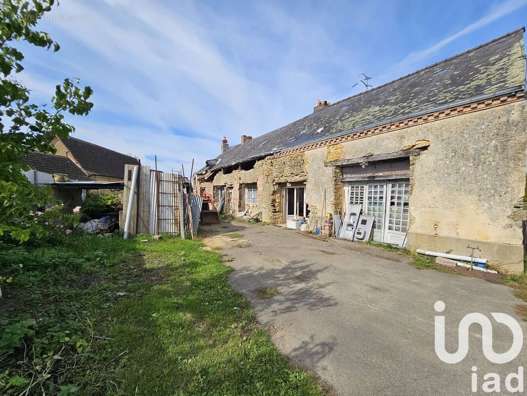 Photo 1 - Maison à LAIGNE-EN-BELIN
