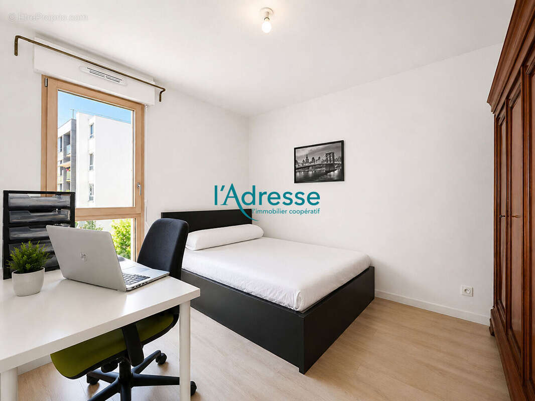 Appartement à NANTERRE