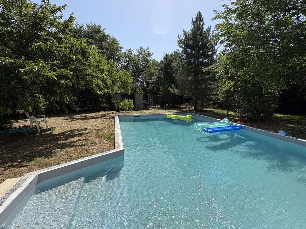 Langon Maison 4 chambres piscine - photo 10