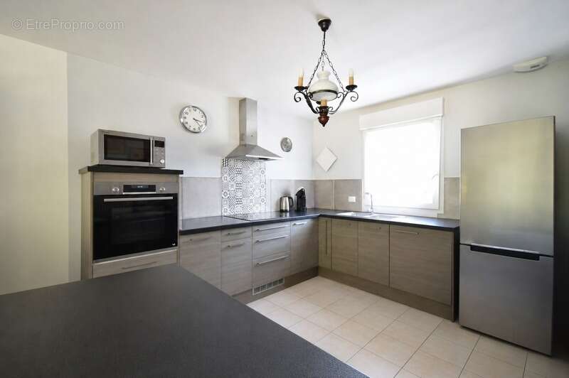 Maison à vendre 5 pièces TOURS SUR MARNE (51) - photo 2