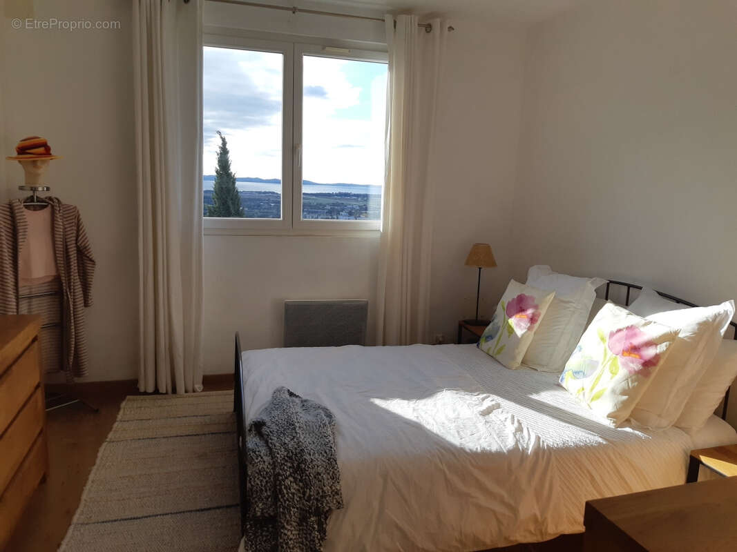 Appartement à HYERES