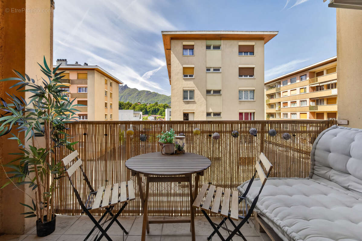 Appartement à AIX-LES-BAINS