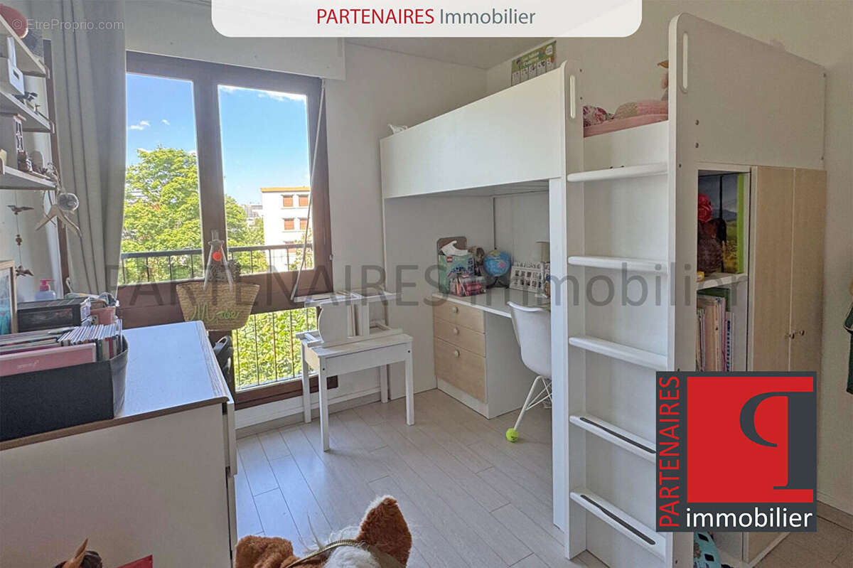 Appartement à LE CHESNAY