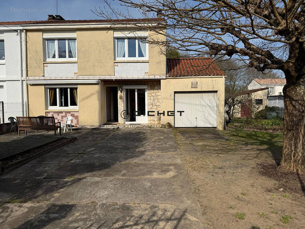 Maison à LE TAILLAN-MEDOC