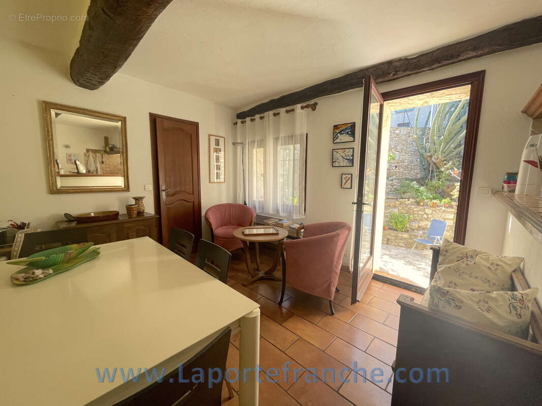Maison de charme avec jardin, garage & vue mer   Haut-de-Cagnes - photo 17
