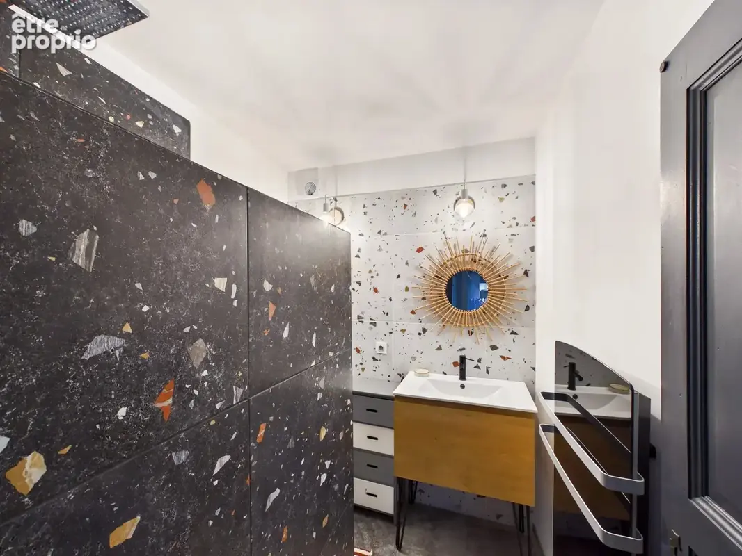 Au cœur de Lambesc – maison de village T5 rénovée avec terrasse, garage et cave - photo 12