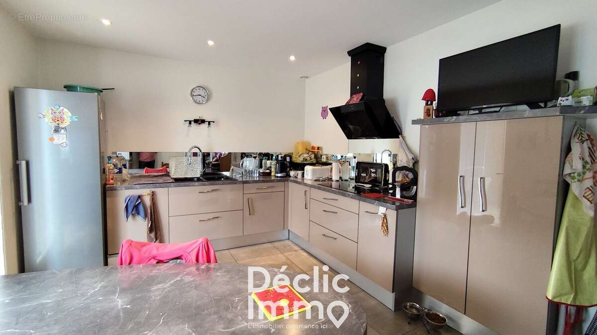 Maison à CHASSENEUIL-SUR-BONNIEURE