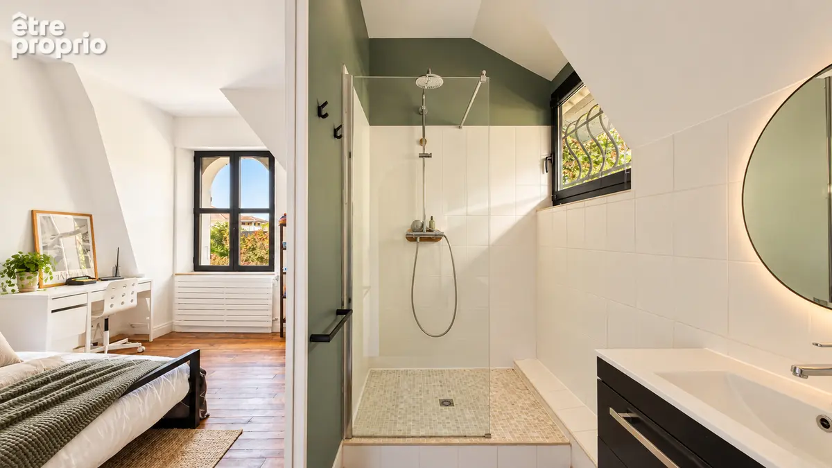 Maison de caractère de 355m² avec piscine  et studio indépendant - photo 12