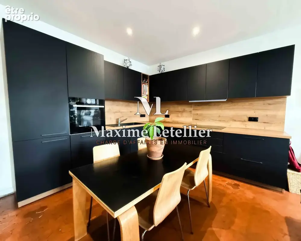 Appartement 4 pièces 87 m² à vendre à Marseille-6e (13006) - photo 5
