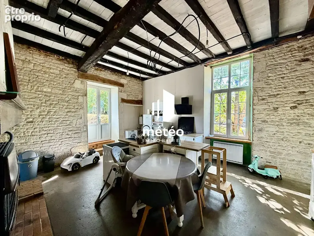 Maison de caractère au coeur de l'ancienne seigneurie de La Limandière - photo 2
