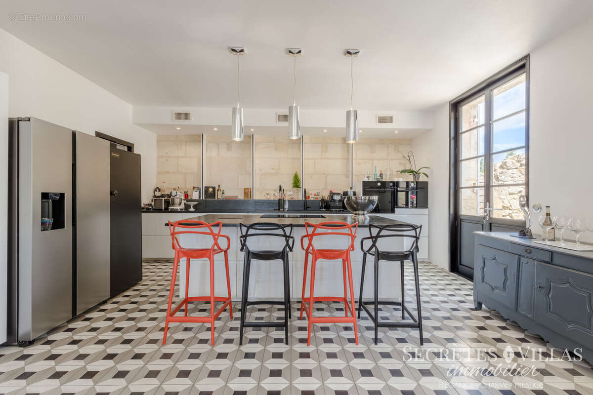 Maison à SAINT-EMILION