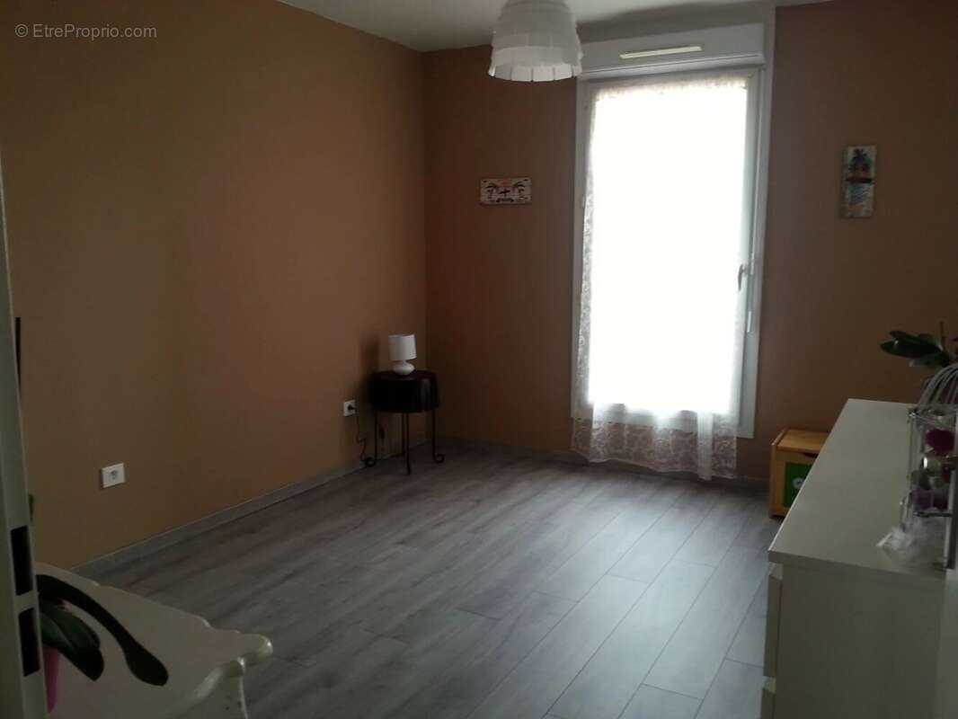 Appartement à MOISSY-CRAMAYEL