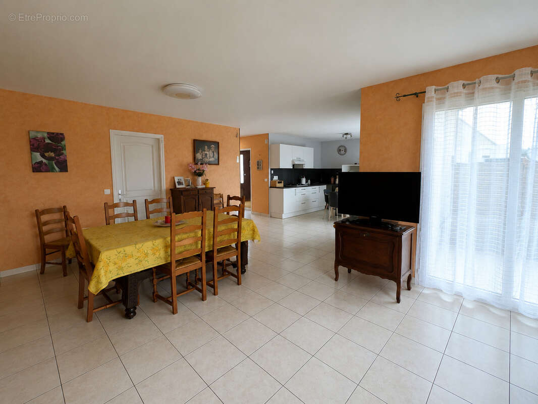 Maison à LOUVIGNE-DE-BAIS