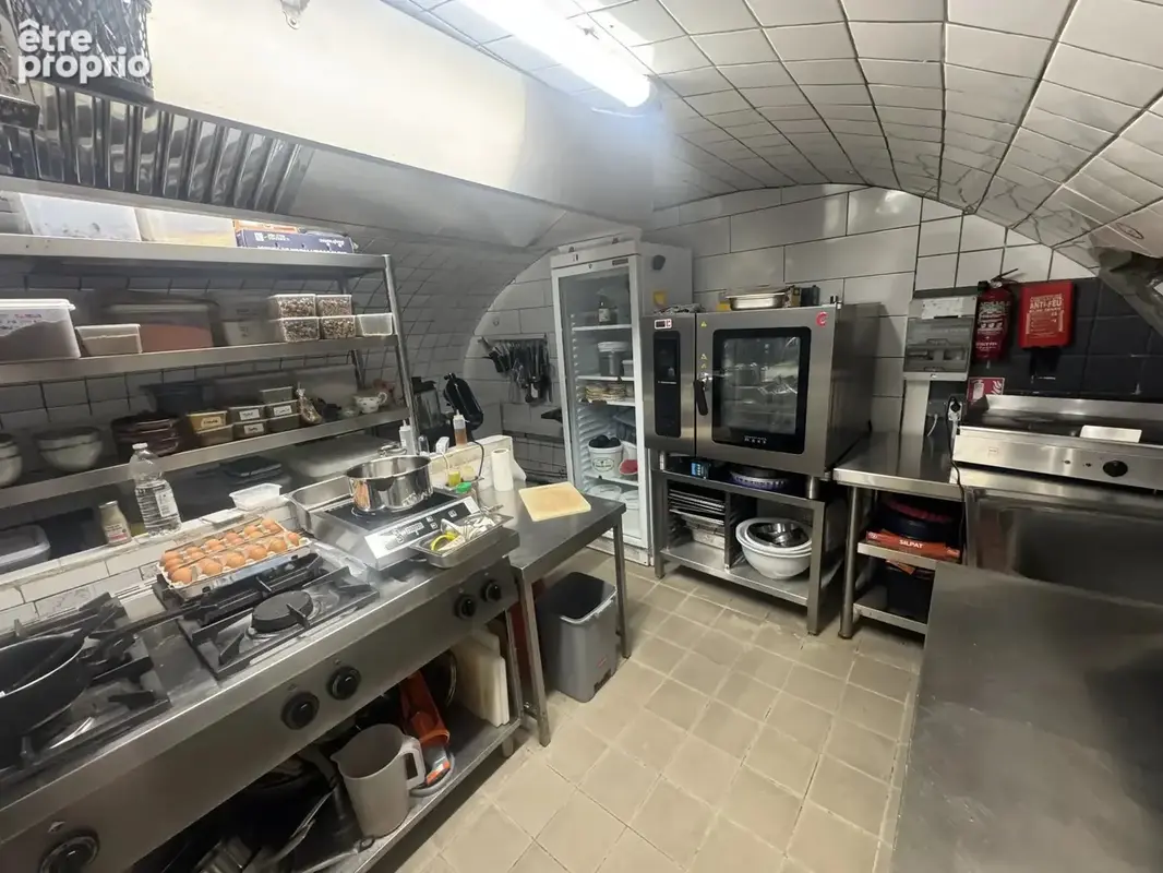 Rare dans le Vieil Antibes: restaurant avec extraction, rue Sade - photo 8