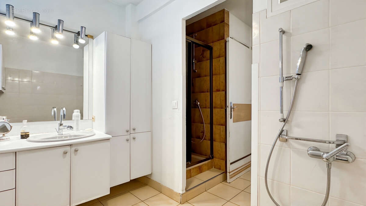 Maison à SAINT-NOM-LA-BRETECHE