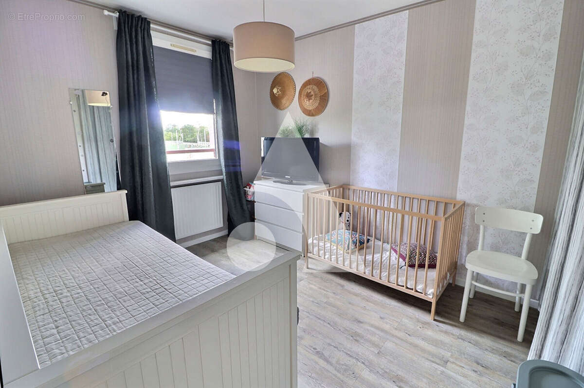 Maison Pontoise 4 pièce(s) 79.18 m2 - photo 9