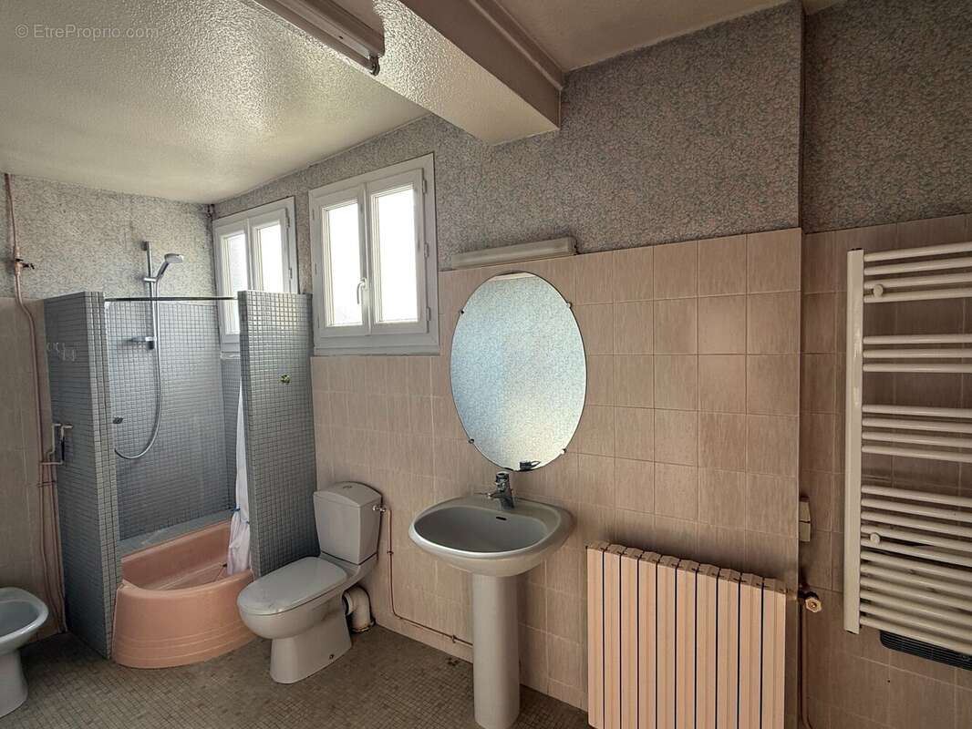 Maison 148 m² à La Chatre  - photo 7