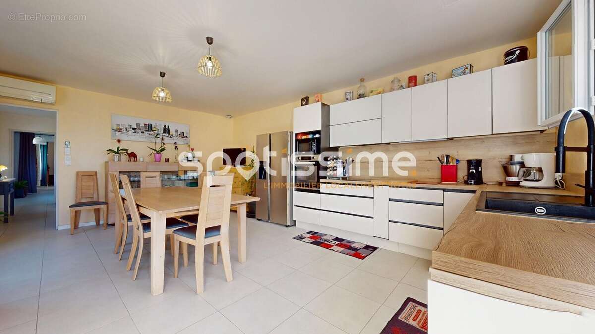 Maison de plain-pied 94 m² avec garage et jardin arboré  Quartier Mairie à Agde - photo 34