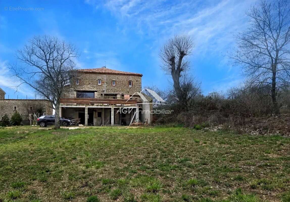 Maison à UZES