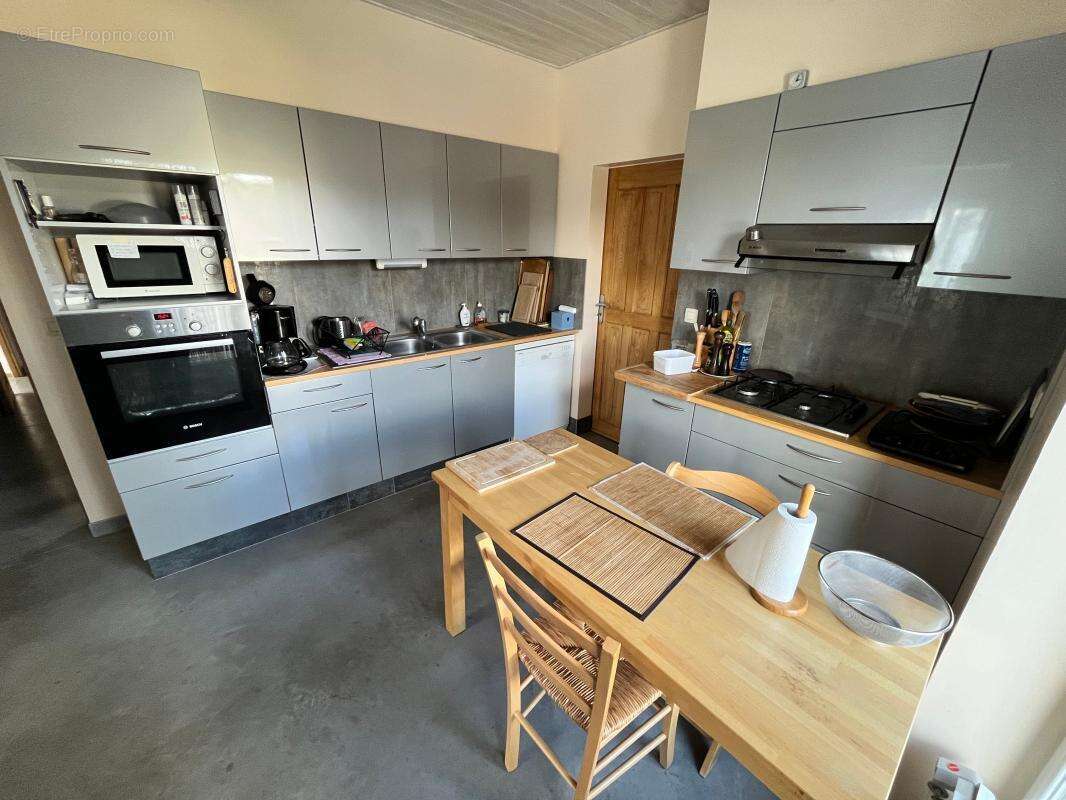 Maison à SAINT-PAUL-LE-JEUNE