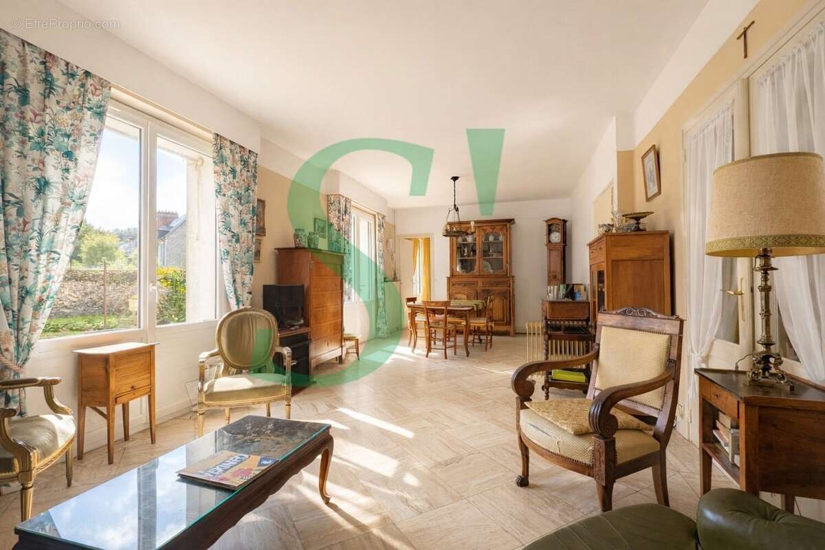 Maison à CHAUMONT-EN-VEXIN