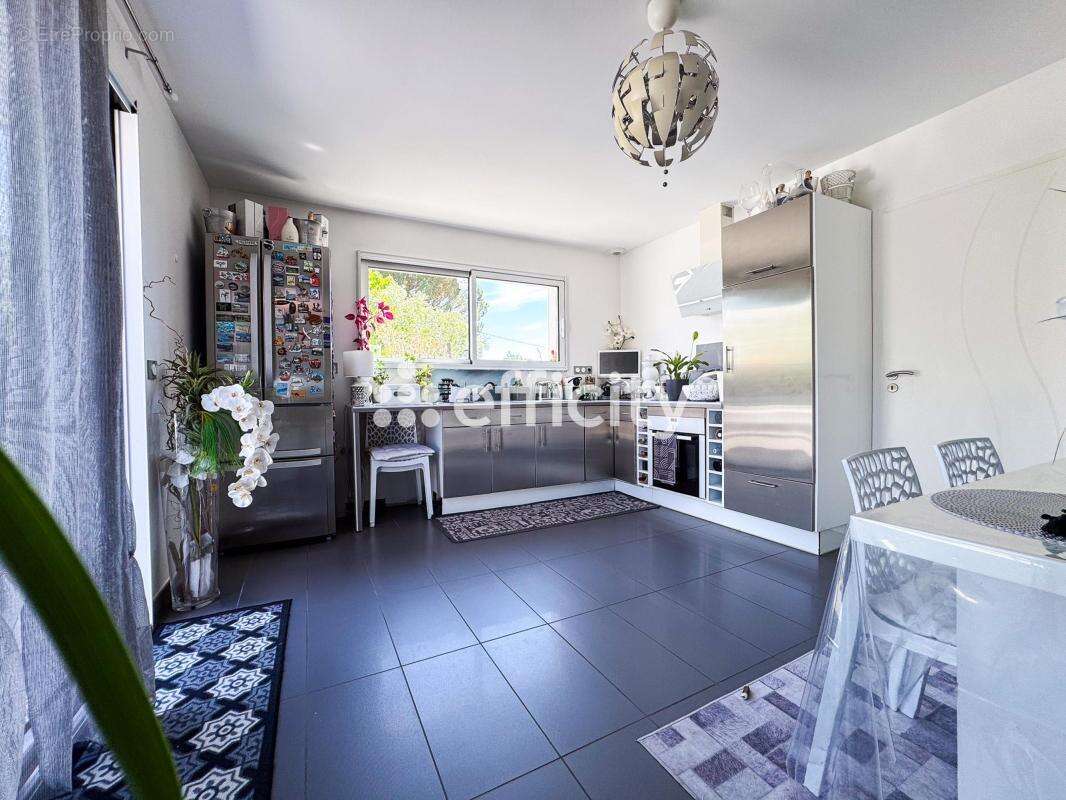 Maison 113 m² à Lege-Cap-Ferret  - photo 5