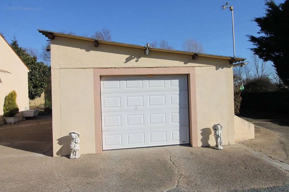 Maison à SAINT-PIERRE-D&#039;EYRAUD