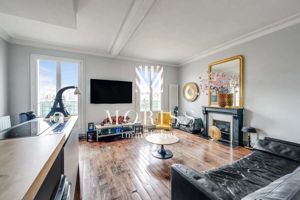 Appartement à PARIS-19E