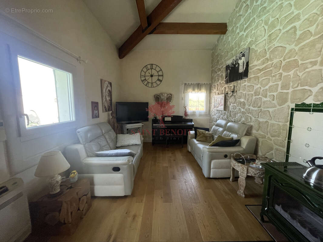 Gigean - villa t4 de plain pied avec piscine + appartement independant - photo 4