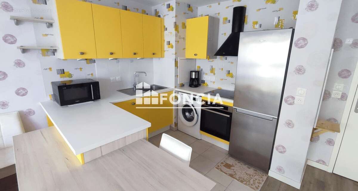 Appartement à SAINT-ARNOULT-EN-YVELINES