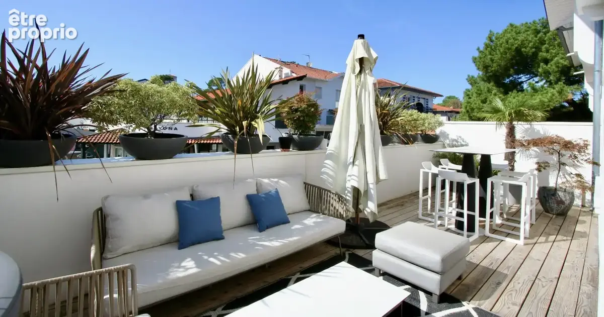 Centre Ville Hossegor, emplacement exceptionnel, appartement de 100m2 avec terrasse de 55 m2 - photo 2
