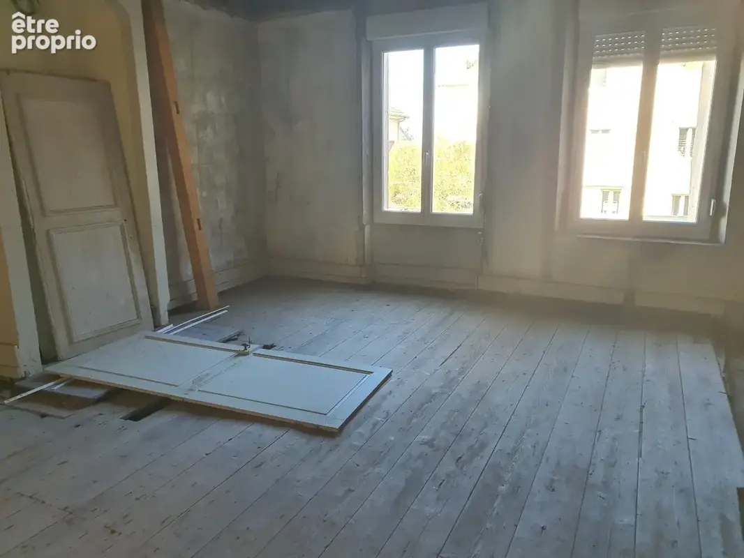 Dpt Vosges (88), à vendre RAMBERVILLERS immeuble T15 de 280 m2 à rénover en 5 ou 6 appartements avec cour - photo 45