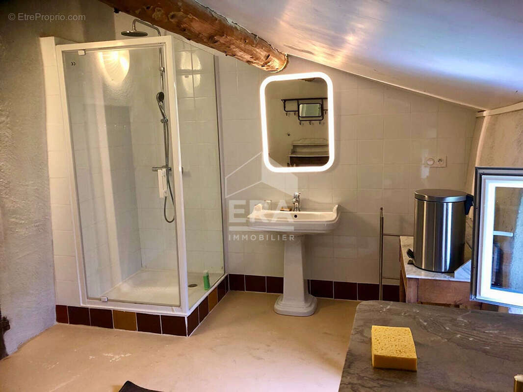 Autre à CHATEAUNEUF-MIRAVAIL