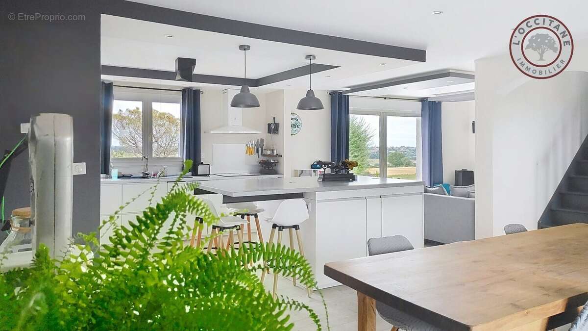 Maison T5/T6 avec piscine - photo 6