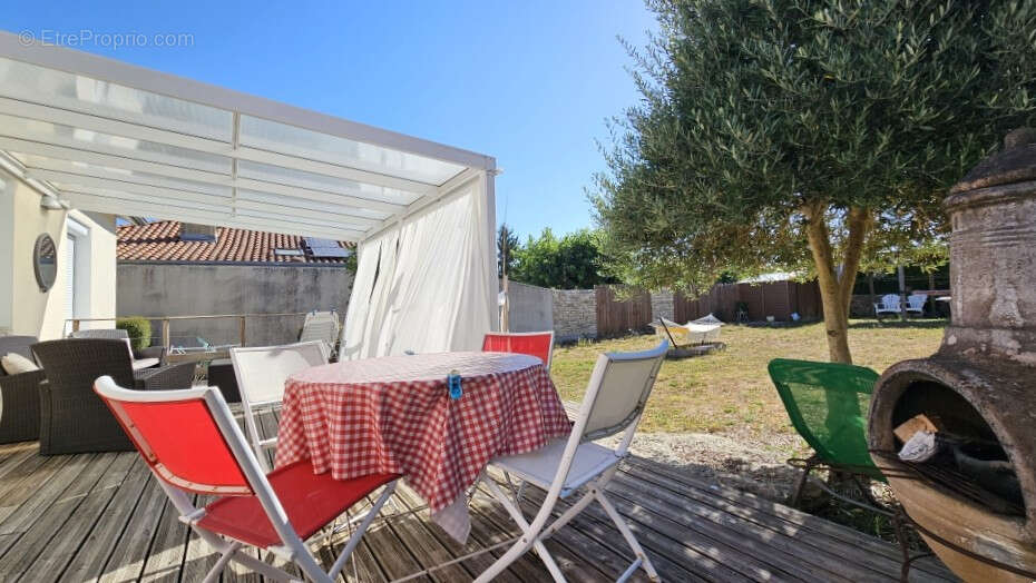 Maison 70 m² à Echire  - photo 3