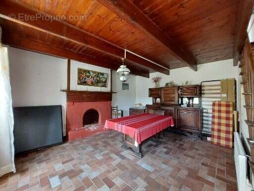 Maison à BRICQUEVILLE-SUR-MER