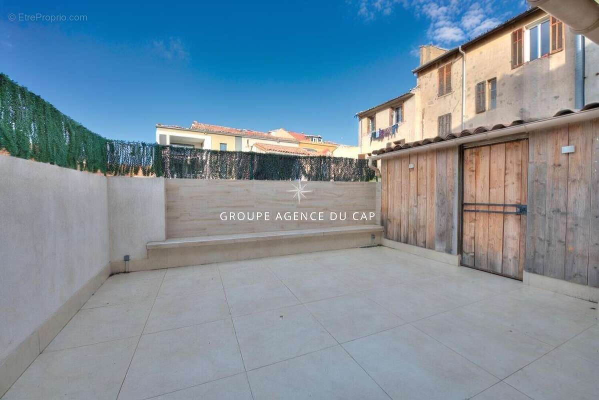 Appartement à SAINT-RAPHAEL