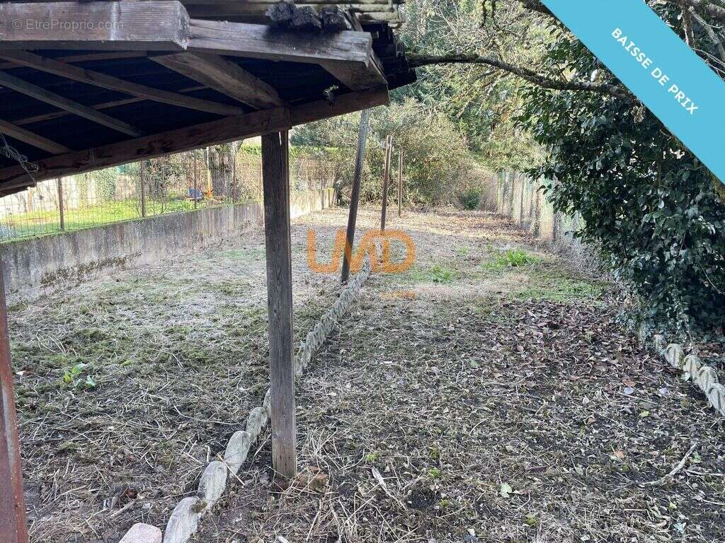 Maison à DECAZEVILLE