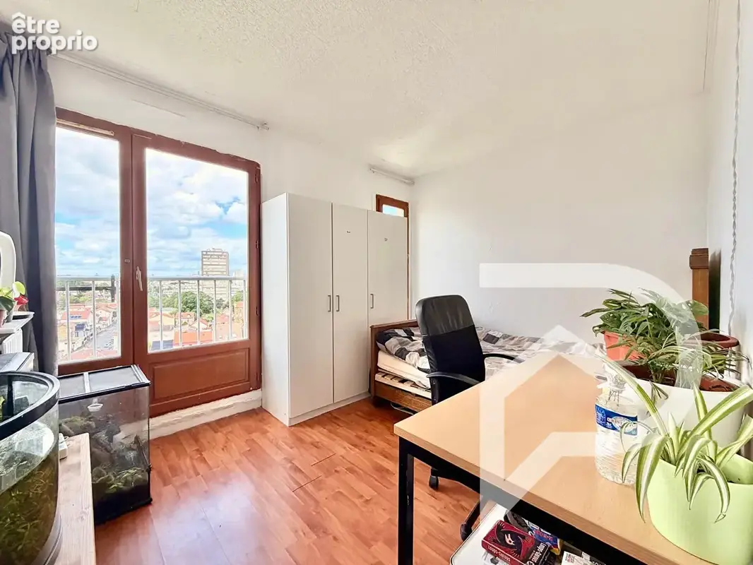 Appartement Vitry Sur Seine 4 pièce(s) 74.02 m2 - photo 6