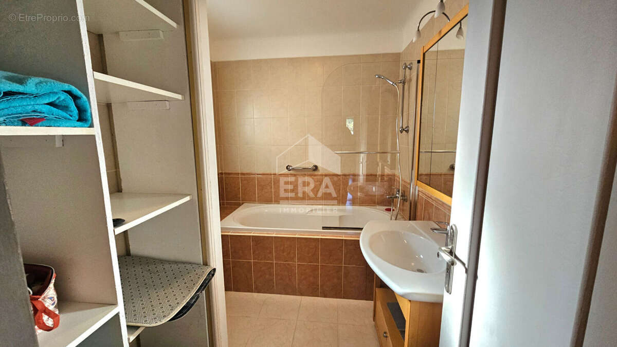 Appartement à VENCE