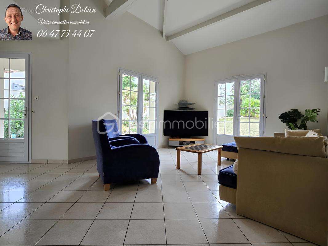 Maison à SAINT-MARTIN-DES-NOYERS