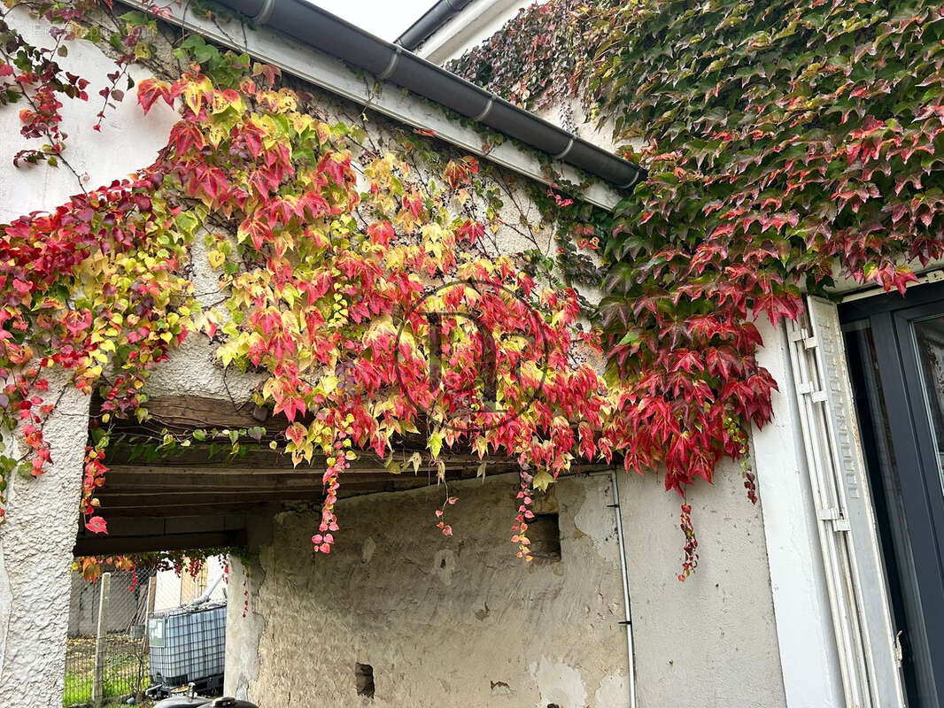 Maison à URY