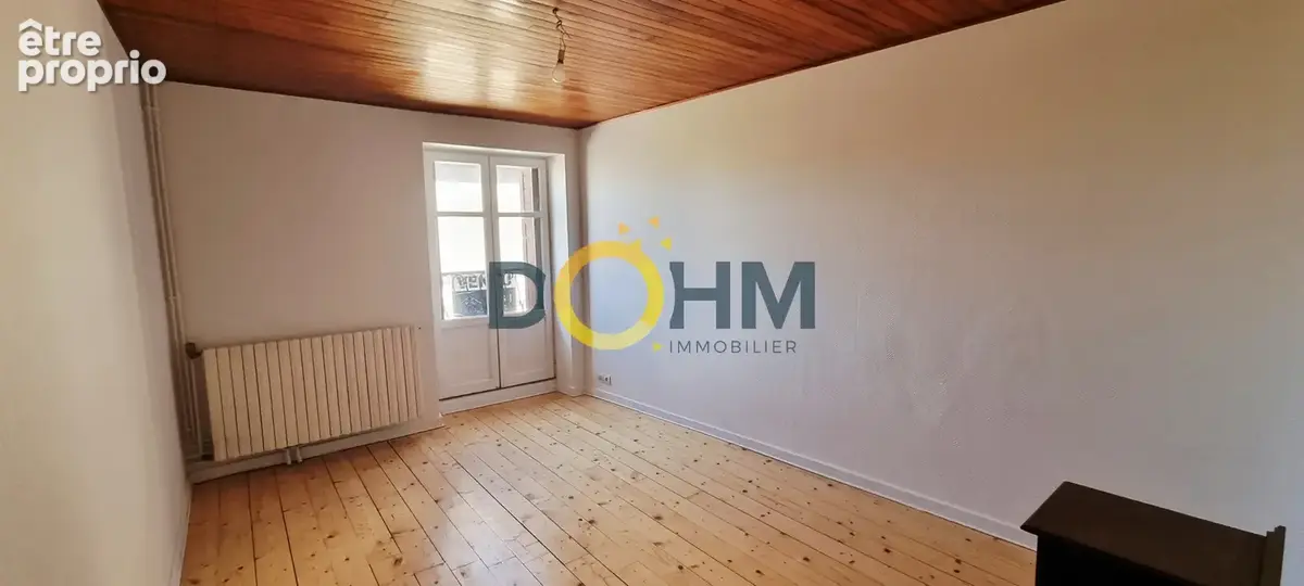 Estivareilles   Maison de village en pierre, 4 pièces, 100 m2 habitables, fort potentiel - photo 5