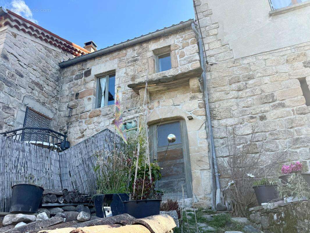Maison à CHAMBONAS