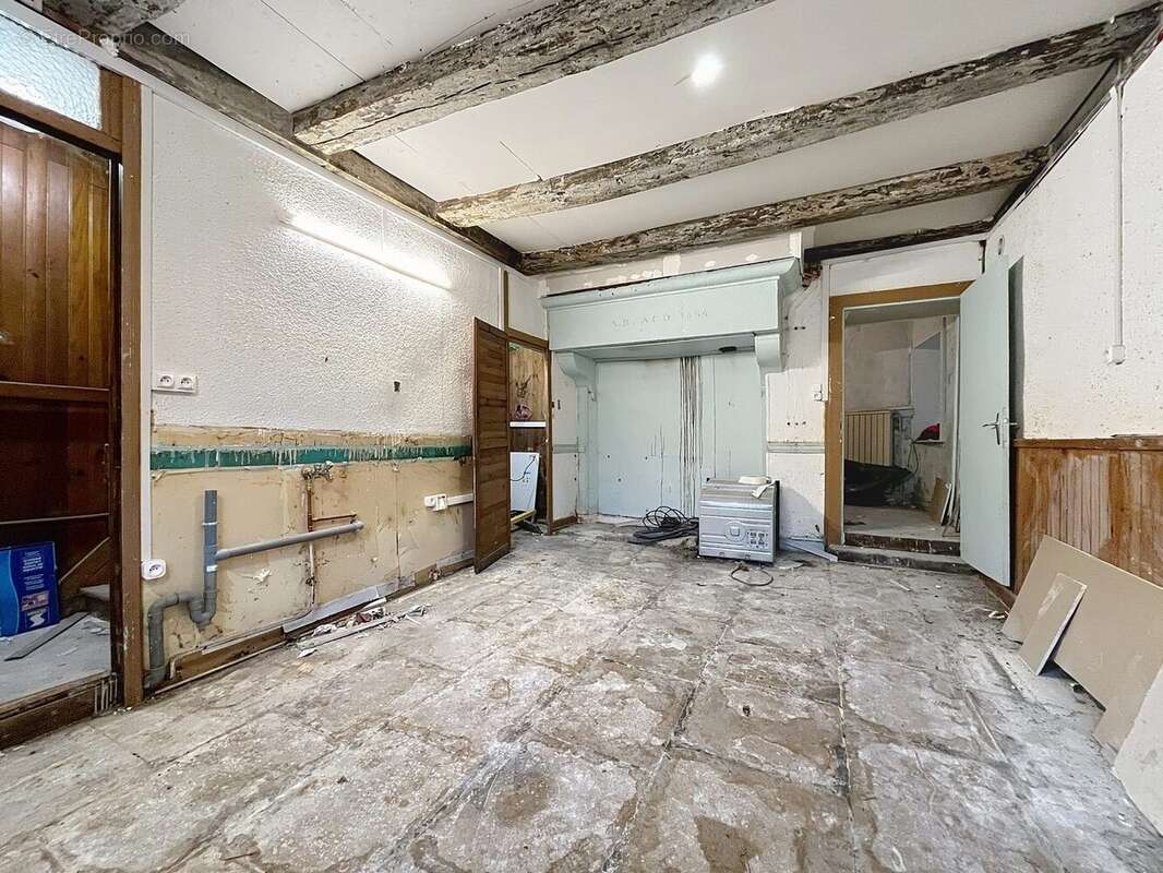 Maison à PORT-SUR-SAONE