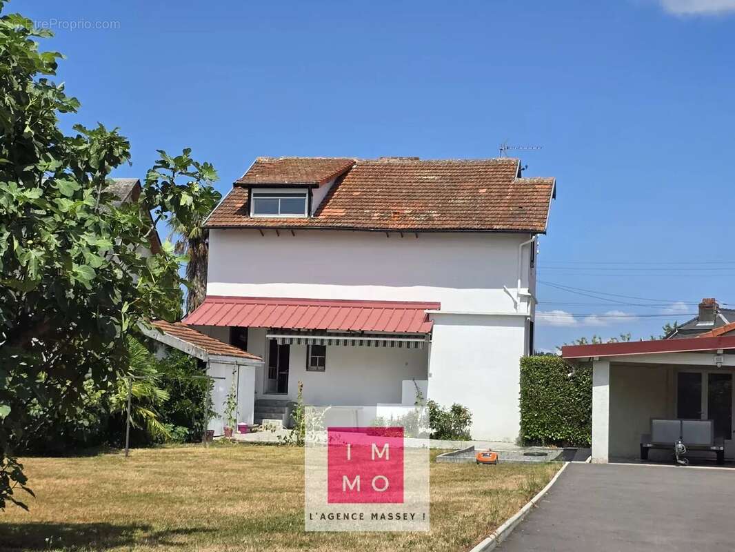 Maison à TARBES
