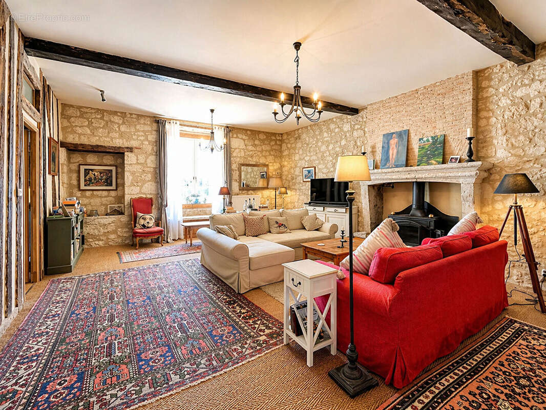 Belle Maison de Village du 14e siècle - photo 7