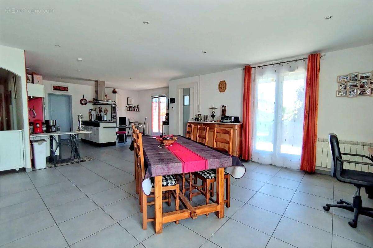 Maison à FALLERON
