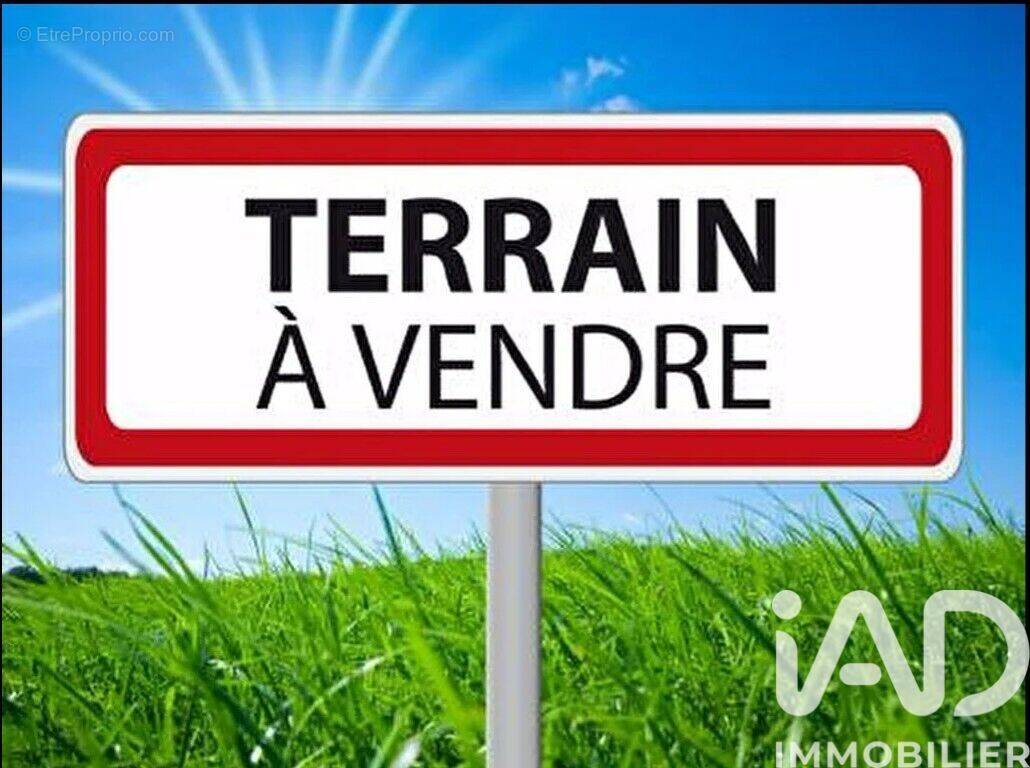 Photo 1 - Terrain à COUBERT
