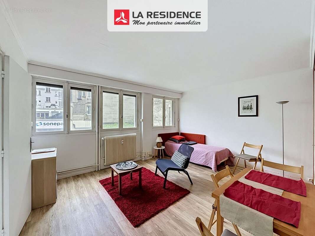 Appartement 28 m² à Paris-18e  - photo 2